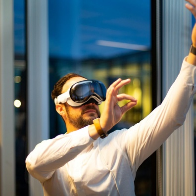 Apple Vision Air Bisa Diluncurkan di 2027 dengan Pengurangan Bobot 40% dan Pemotongan Harga 50%, Sementara Vision Pro 2 Mendapat Opsi Space Black