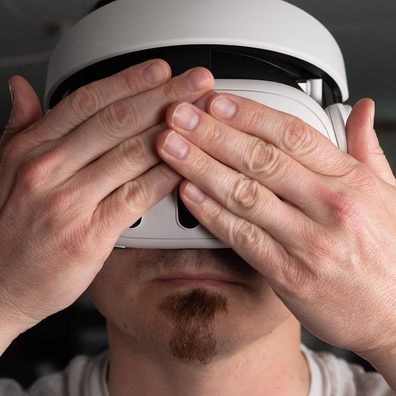 Meta Quest 4 Delayed to 2027 as Company Pivots to Ultra-Lightweight Puffin Headset for 2026
