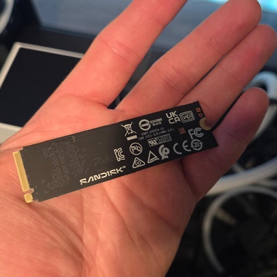 WD Black SN8100 Mendominasi Pasar SSD PCIe 5.0 dengan Performa yang Memecahkan Rekor