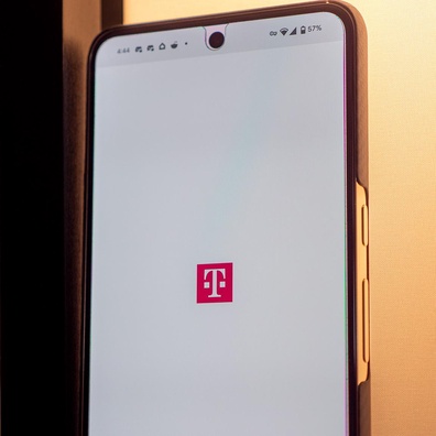 T-Mobile が12年の歴史を持つオリジナルアプリを終了、新しい T Life プラットフォームへの移行を促進