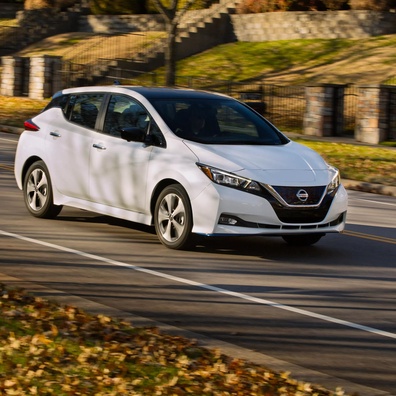 Các Nhà Nghiên Cứu Bảo Mật Chứng Minh Khả Năng Điều Khiển Hoàn Toàn Từ Xa Xe Nissan Leaf 2020 Thông Qua Lỗ Hổng Bluetooth