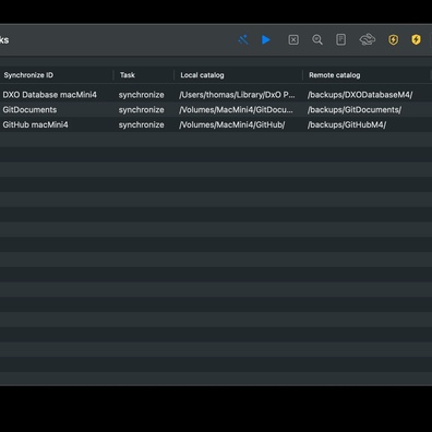 RsyncUI が macOS ファイル同期にモダンな SwiftUI インターフェースをもたらすも、macOS Sonoma 要件が互換性への懸念を引き起こす