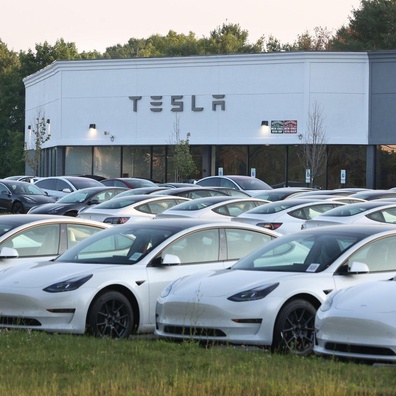 Pangsa Pasar Tesla di Eropa Anjlok ke 7,2% Meski Penurunan Melambat di Bulan Mei