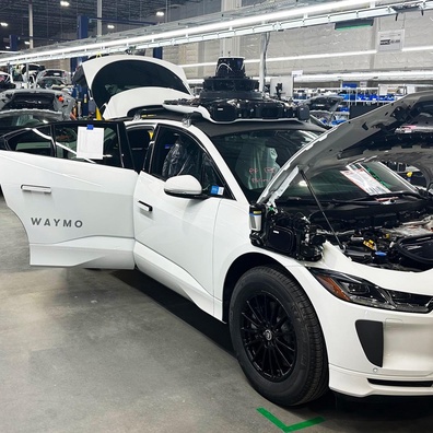 Waymo Plans to Add 2,000 More Robotaxis by 2026, Expanding Fleet to 3,500 Vehicles