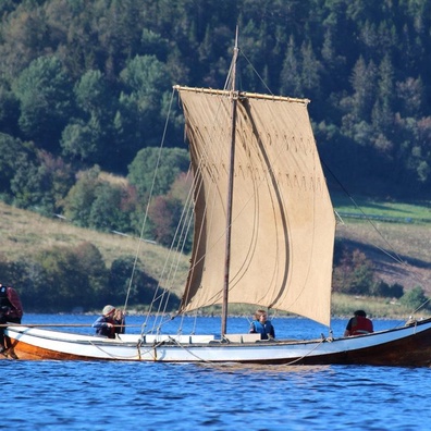 Nhà khảo cổ học phát hiện bốn cảng Viking tiềm năng thông qua thí nghiệm thực hành chèo thuyền