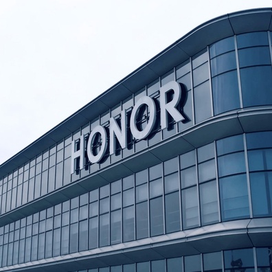 Honor Magic V5 Dilancarkan Sebagai Telefon Boleh Lipat Paling Nipis di Dunia, Syarikat Bersiap untuk IPO Sambil Menunggu Kemasukan Apple