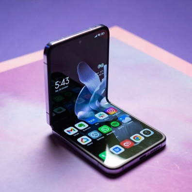 Xiaomi Mix Flip 2 Bocor dengan Snapdragon 8 Elite dan Baterai 5100mAh Menjelang Peluncuran 26 Juni