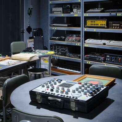 Legasi Kraftwerk: Dari Kegelapan di Jerman ke Revolusi Muzik Elektronik Global