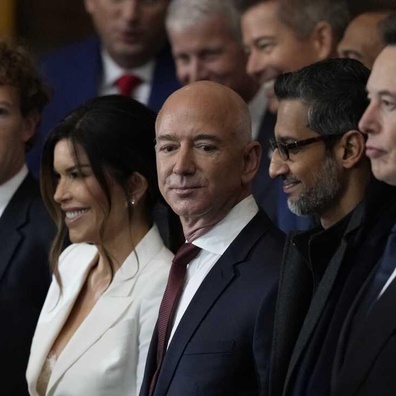 Kebebasan Editorial Washington Post Dipertikaikan Semana Hubungan Bezos Tidak Didedahkan