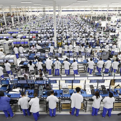 Google's Failed US Smartphone Manufacturing Experiment Offers Lessons as Trump Pressures Apple to Bring iPhone Production Home