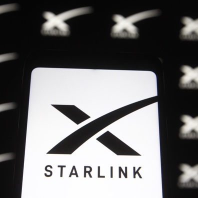 SpaceX Menuntut 60 Juta Dolar dalam Geran Persekutuan, Mencabar Pelan Internet Fiber Virginia