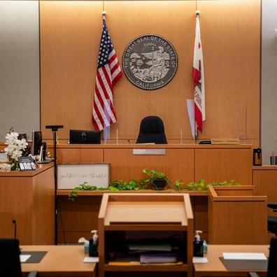 Pengacara California Didenda 10.000 Dolar Amerika karena Mengirimkan Kutipan Hukum Palsu Buatan AI ke Pengadilan