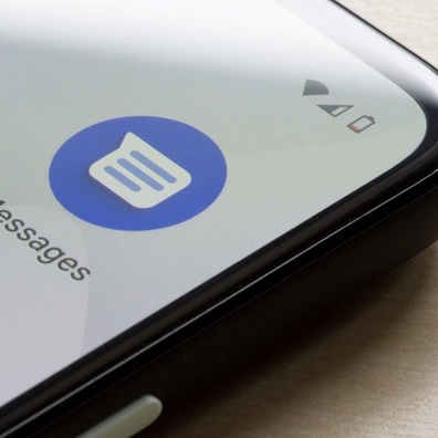 Google Messages Triển Khai Tính Năng Phát Hiện Ảnh Khỏa Thân Bằng AI Cho Tất Cả Người Dùng Android