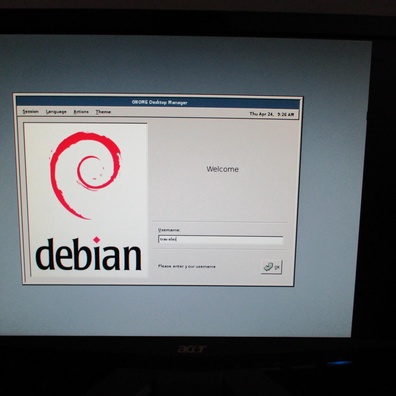 Hành Trình Nâng Cấp Huyền Thoại Của Debian: Người Dùng Thành Công Duy Trì Cùng Một Bản Cài Đặt Qua Nhiều Thập Kỷ