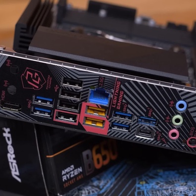 ASRock が BIOS 設定により100台以上の Ryzen 9000 CPU を破損させたことを認める、修正版をリリースするも問題は継続