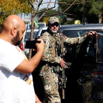 Alat Pengawasan AI ICE Cetuskan Kebimbangan Sasaran Politik dan Hak Sivil Terhakis