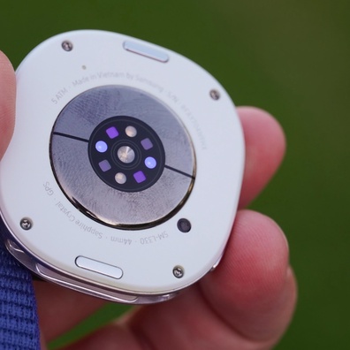 Kemaskini One UI 8 Watch Samsung Mencetuskan Amaran Tekanan Palsu pada Galaxy Watch