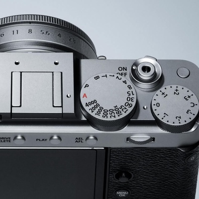 Kamera Mirrorless Fujifilm X-E5 Debut dengan Sensor 40MP dan Stabilisasi Gambar 7-Stop