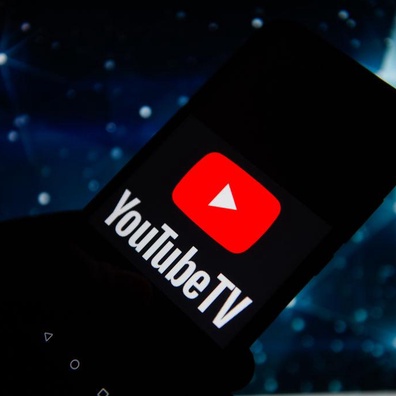 Các Nhà Sáng Tạo YouTube Đối Mặt Với Đợt Siết Chặt Kiếm Tiền Khi Nền Tảng Nhắm Vào Làn Sóng Nội Dung AI