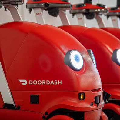 DoorDash Giới Thiệu Robot Giao Hàng Dot Cho Dịch Vụ Giao Hàng Tự Động Đa Phương Thức