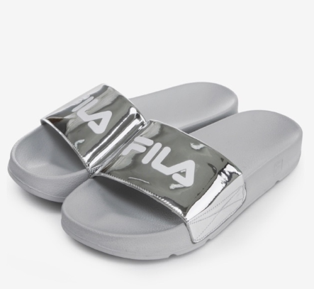 FILA | รองเท้าแตะแบบสวม FILA Drifter Slides