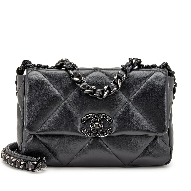 Chanel so black crumpled on sale calfskin