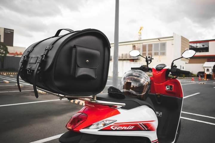 Rimowa Topbox for my Yamaha Fazzio!🛵🖤 #minivlog #yamahafazzio #fazzi