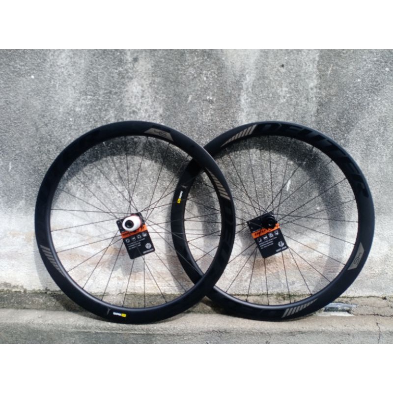 Deuter best sale carbon wheels