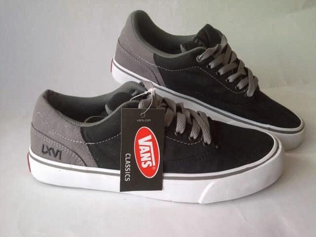 Sepatu vans online lxvi hitam