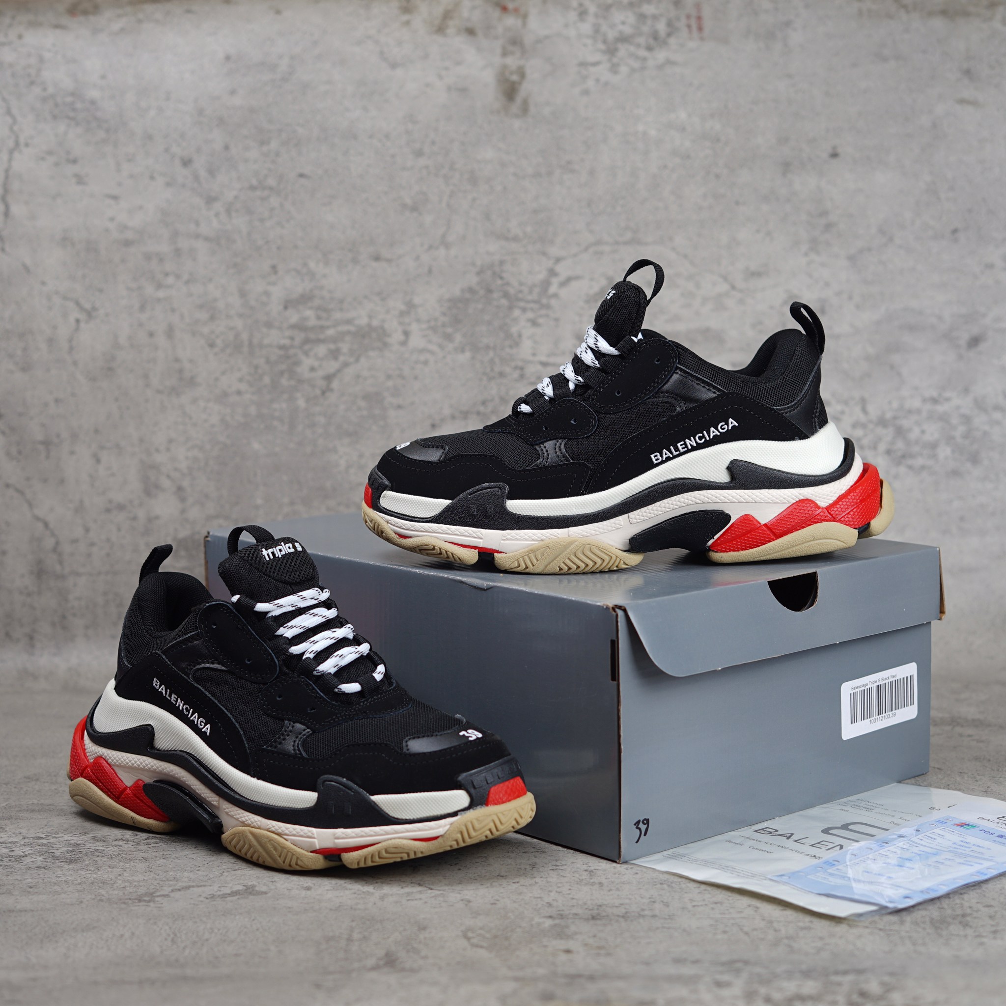 balenciaga triple s black red