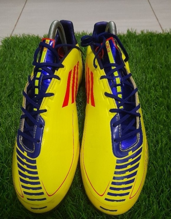 Sepatu bola adidas f30 cheap