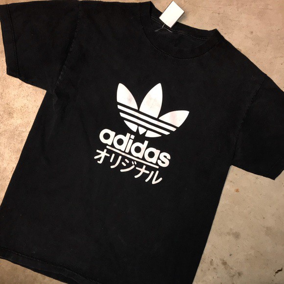 Adidas t 2024 shirt japanese writing