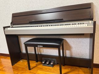 8/21東区和白 定価¥53,900 YAMAHA 電子ピアノ ARIUS 2012年式
