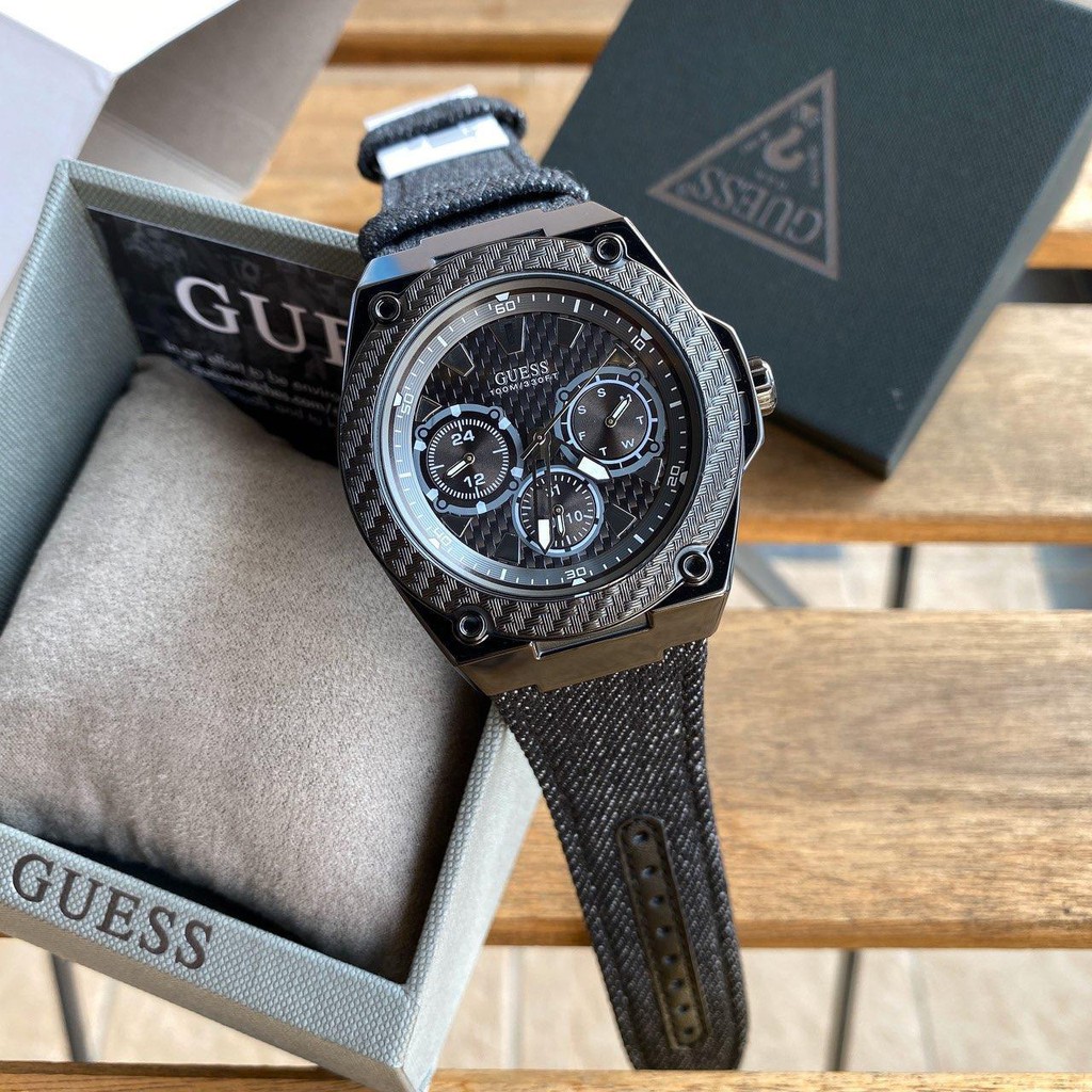 Guess watch 2025 carbon fiber