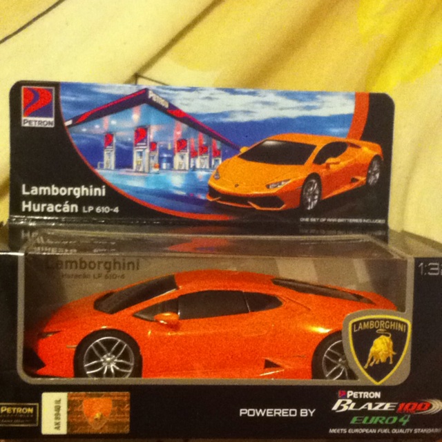 Lamborghini petron hot sale toy car