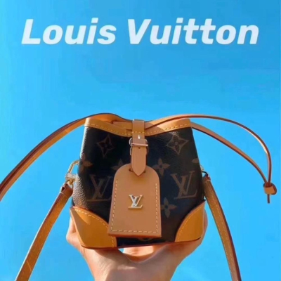 Guanti Louis Vuitton in lana bianca – Fancy Lux